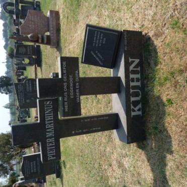 KUHN Pieter Marthinus 195?-2008