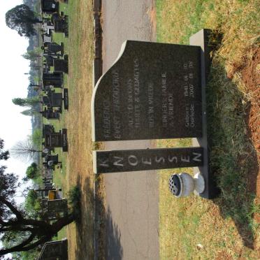 KNOESSEN Frederick Evert Theodorus 1941-2007