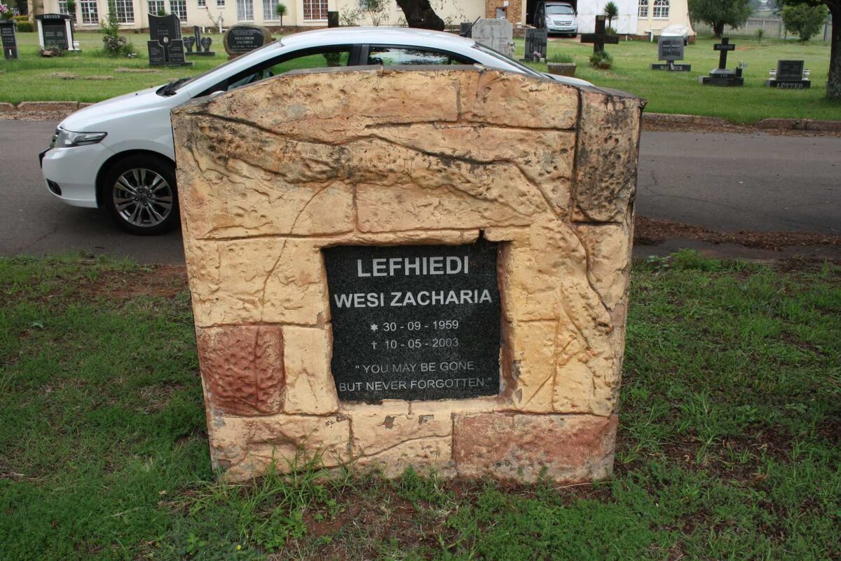 LEFHIEDI Wesi Zacharia 1959-2003