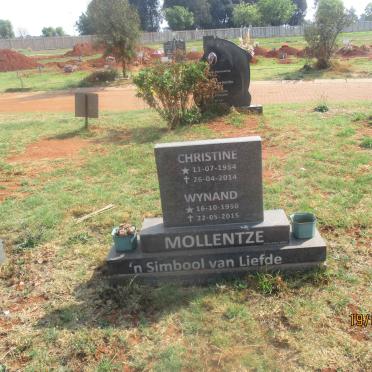 MOLLENTZE Wynand 1950-2015 &amp; Christine 1954-2014