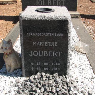 JOUBERT Marietjie 1944-2010