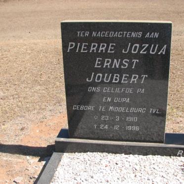 JOUBERT Pierre Jozua Ernst 1910-1996 & Gesina Frederika nee DU TOIT 1914-1997 #1