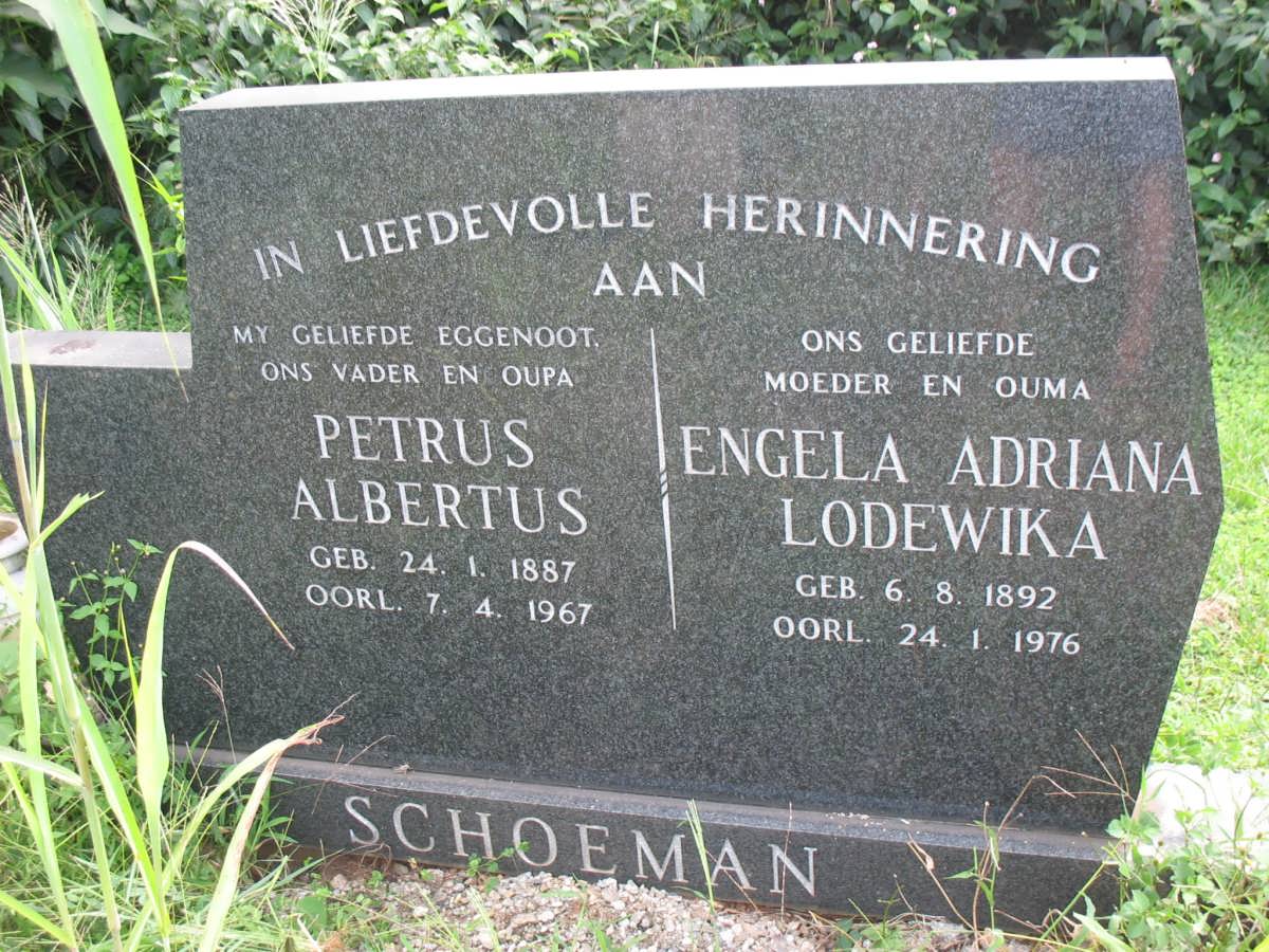 Geb. 24 Januarie 1887
Oorl. 7 April 1961 + Geb. 6 Augustus 1892
Oorl. 24 Januarie 1976