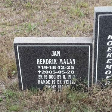 KOEKEMOER Jan Hendrik Malan 1948-2005