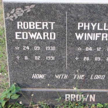 BROWN Robert Edward 1930-1991 &amp; Phyllis Winifred 1933-2004