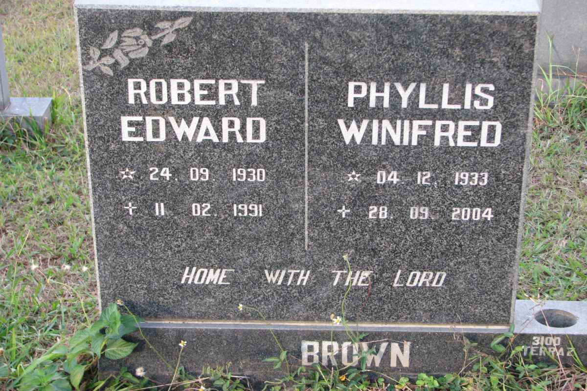 BROWN Robert Edward 1930-1991 &amp; Phyllis Winifred 1933-2004