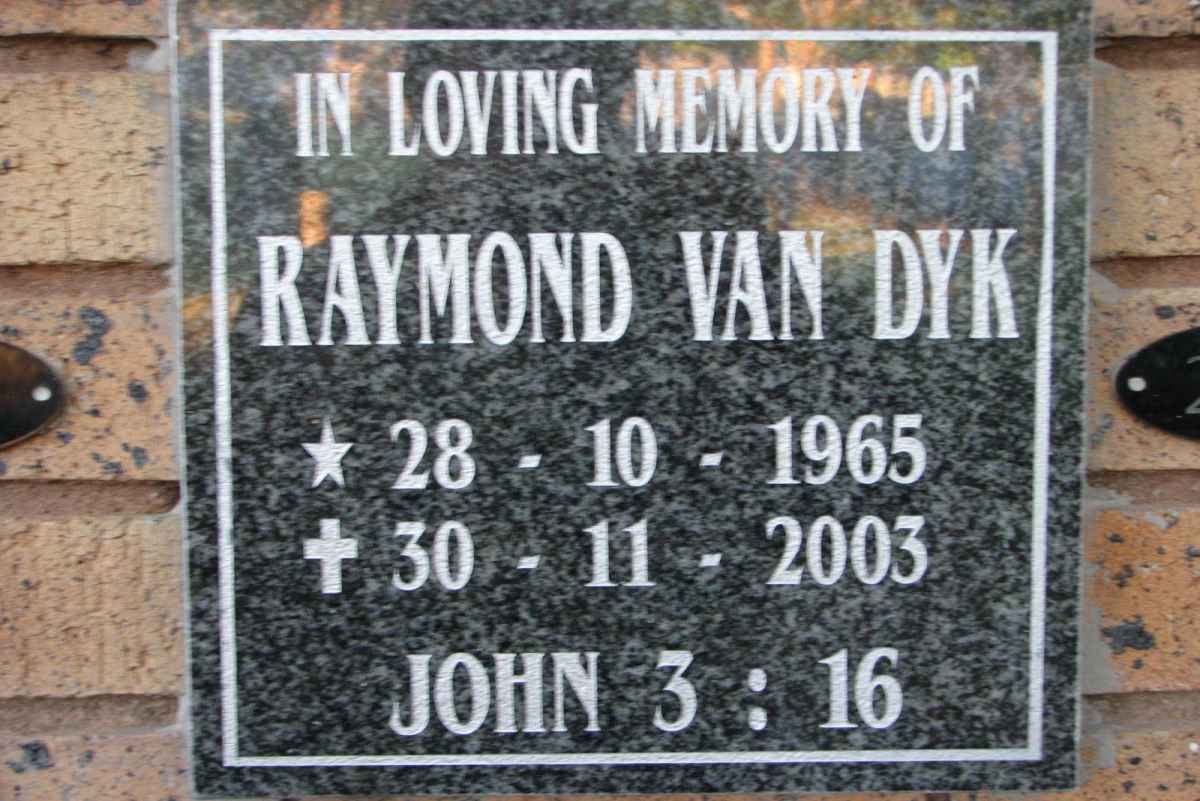 DYK Raymond, van 1965-2003