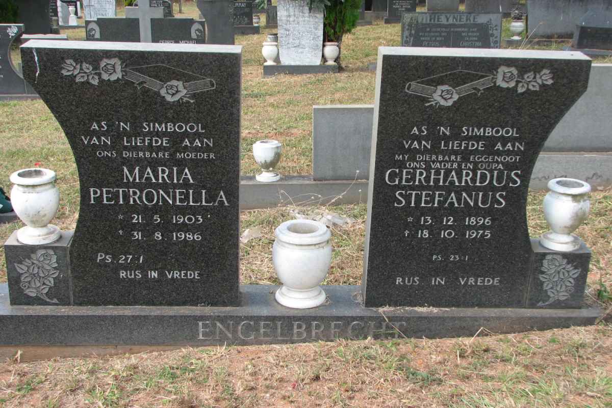 ENGELBRECHT Gerhardus Stefanus 1896-1975 &amp; Maria Petronella 1903-1986