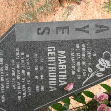 HAYES Martha Gertruida 1916-1995