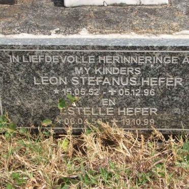 HEFER Leon Stefanus 1952-1996 &amp; Estelle 1956-1999