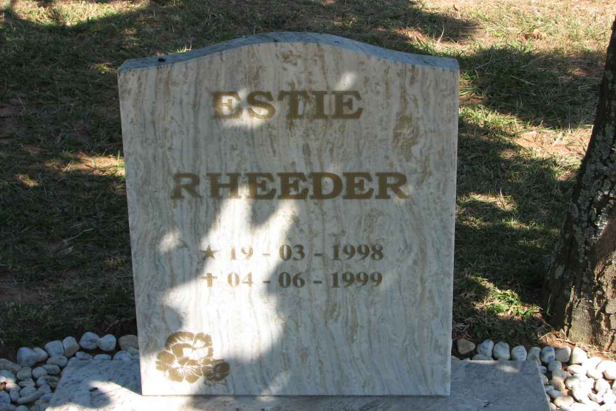RHEEDER Estie 1998-1999