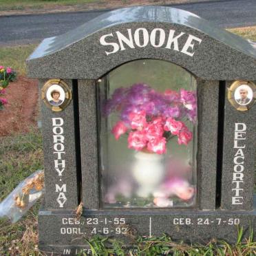 SNOOKE Delacortte 1950- &amp; Dorothy May 1955-1993