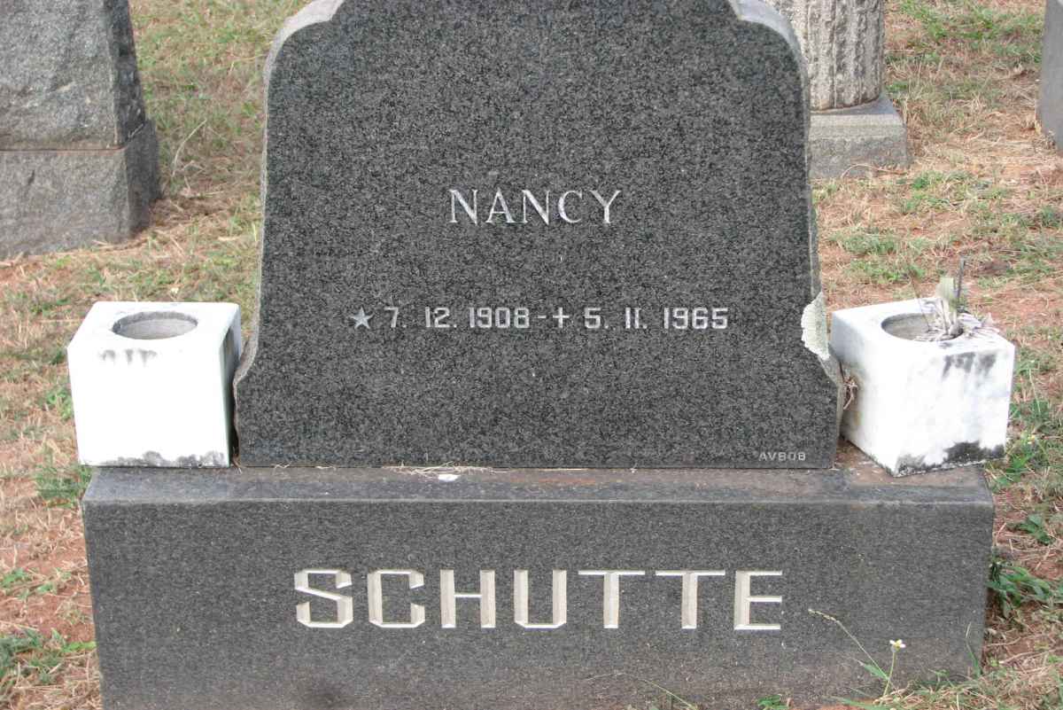 SCHUTTE Nancy 1908-1965