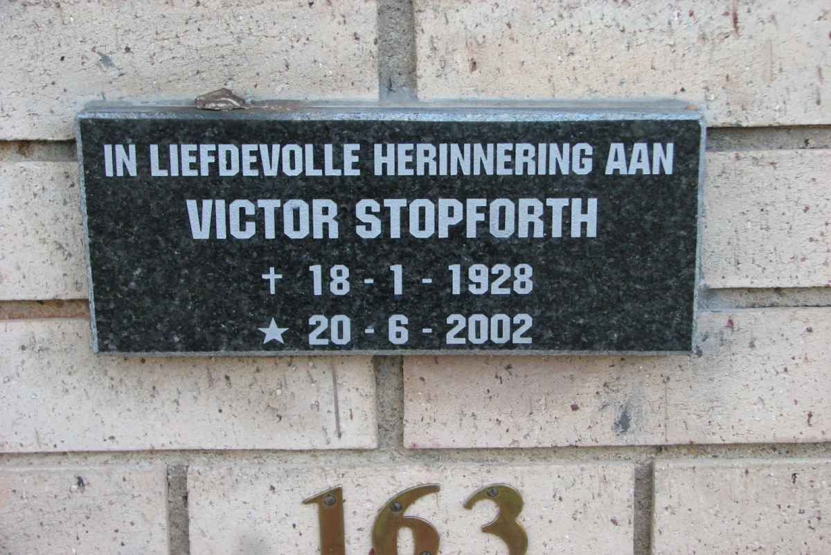 STOPFORTH Victor 1928-2002