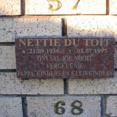 TOIT Nettie, du 1930-1997