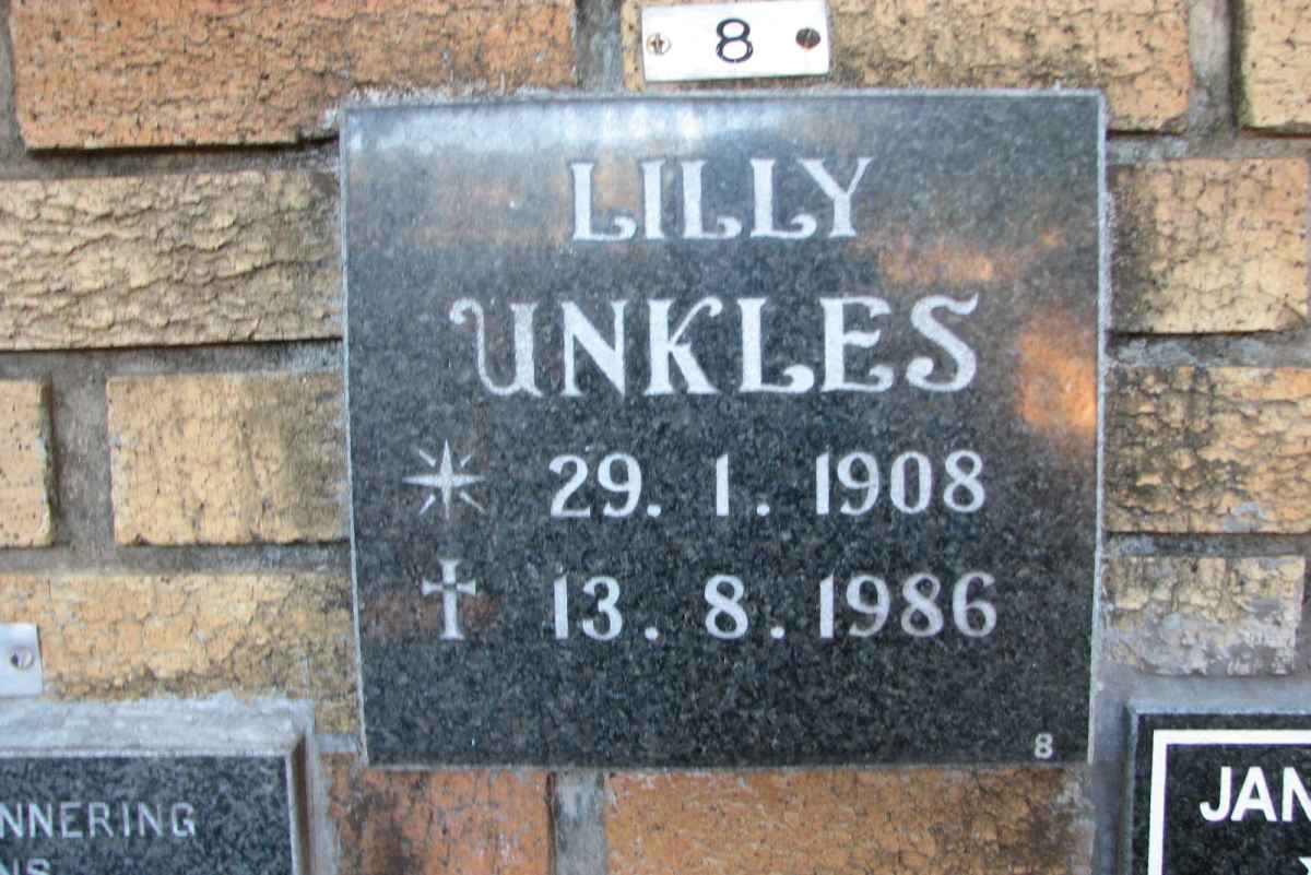 UNKLES Lilly 1908-1986