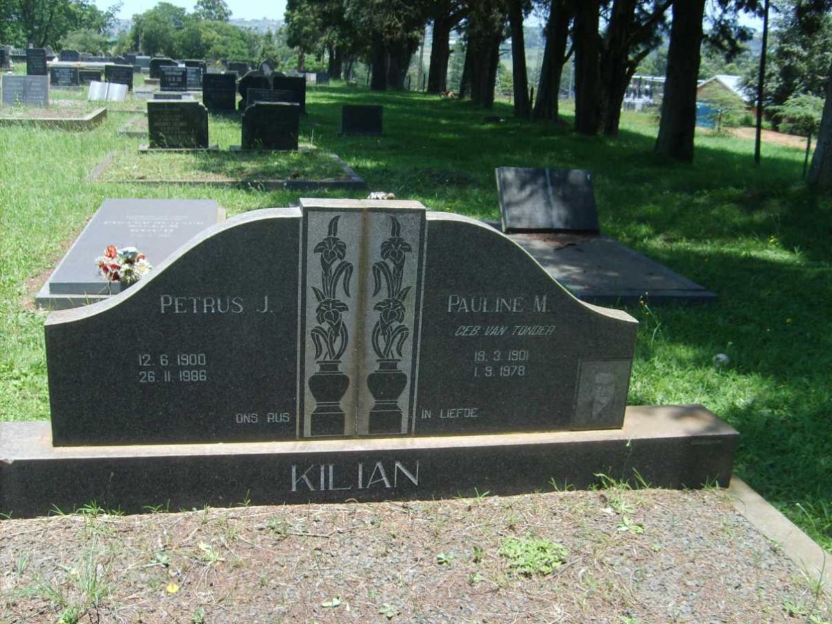 KILIAN Petrus J. 1900-1986 &amp; Pauline M. VAN TONDER 1901-1978
