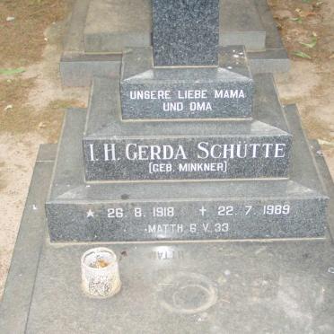 SCHUTTE I.H. Gerda nee MINKNER 1918-1989