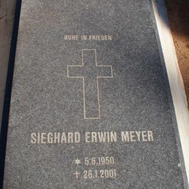 MEYER Sieghard Erwin 1950-2001