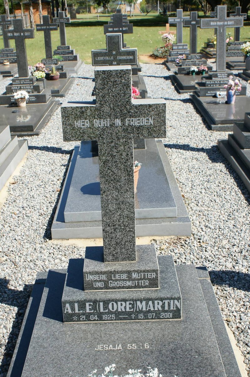 MARTIN A.L.E. 1925-2001