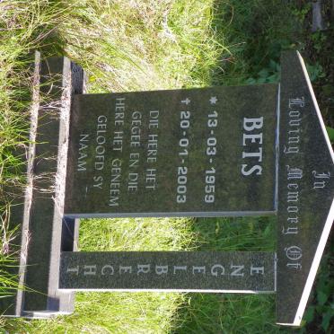 E - Surnames :: Vanne - E