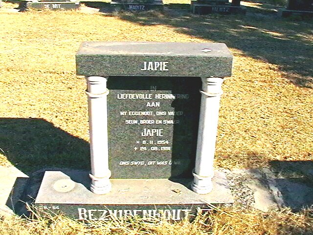 BEZUIDENHOUT Japie 1954-1991