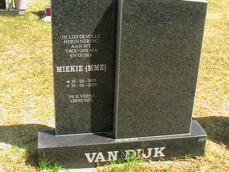 DIJK M.M.E., van 1953-2009