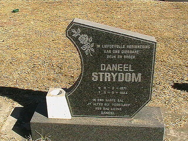 STRYDOM Daneel 1971-1994