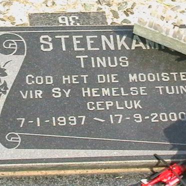 STEENKAMP Tinus 1997-2000