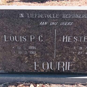 FOURIE Louis P.C. 1894-1961 & Hester M.M. 1896-1968