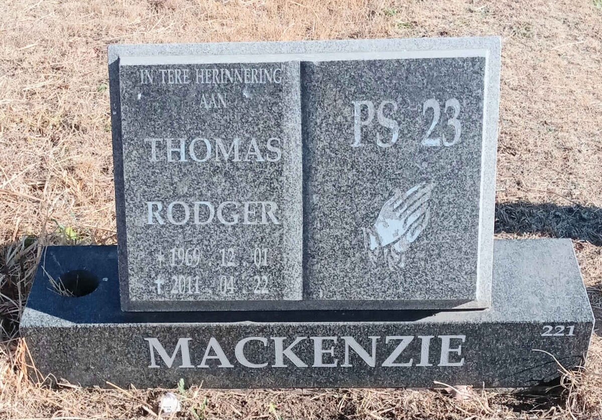 MACKENZIE Thomas Rodger 1969-2011