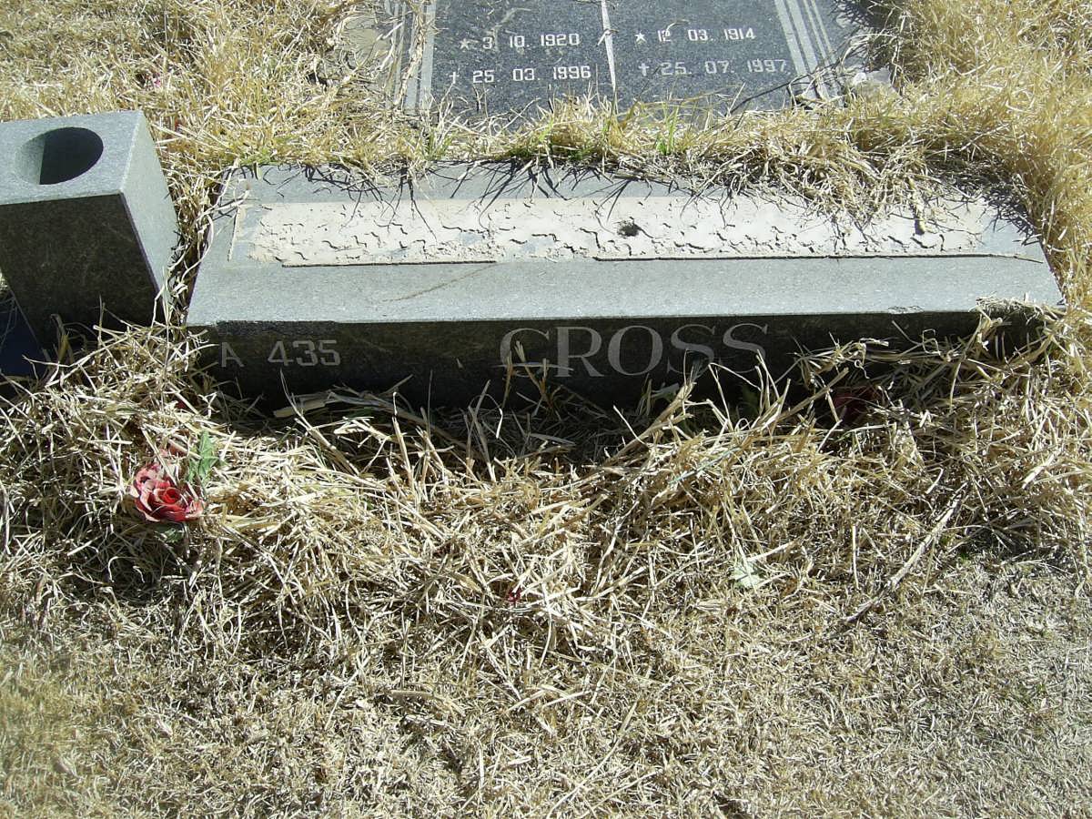 CROSS ? 1914-1997  &amp;  ? 1920-1996