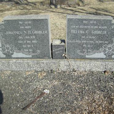 GROBLER Johannes N.H. 1879-1960 &amp; Helena C. DE KLERK 1880-1955