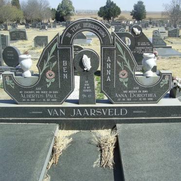 JAARSVELD Albertus Paul, van 1912-1988 &amp; Anna Dorothea 1913-1999