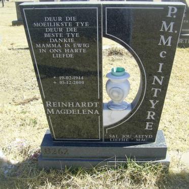 McINTYRE Reinhardt Magdelena 1944-2000