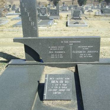 PIETERS Jan Andries 1912-1982 &amp; Elizabeth Johanna 1921-2000 :: PIETERS B.H. 1941-1994