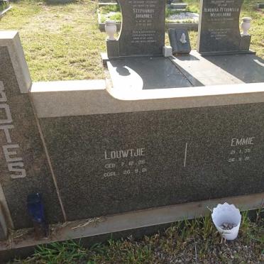 BOTES Louwtjie 1926-1981 &amp; Emmie 1935-1981 :: BOTES Rita 1968-1981