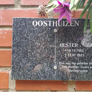 OOSTHUIZEN Hester 1942-2021