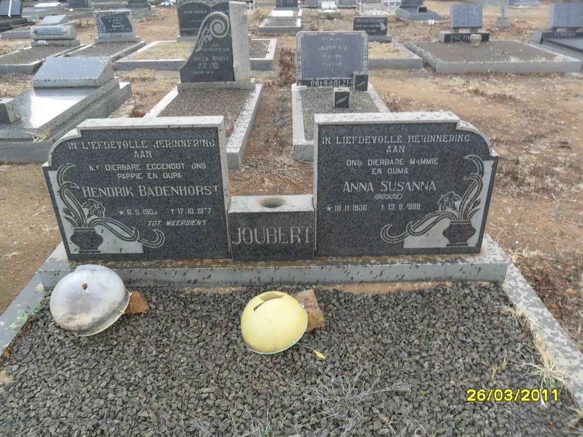 JOUBERT Hendrik Badenhorst 190?-1977 &amp; Anna Susanna BOSSE 1906-1998