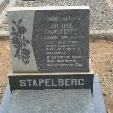 STAPELBERG Antonie Christoffel 1908-19?0