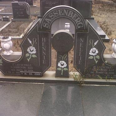 SASSENBERG Hennie 1917-2008 &amp; Nellie 1919-1986
