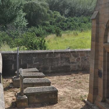 3. JOUBERT kindergrafte