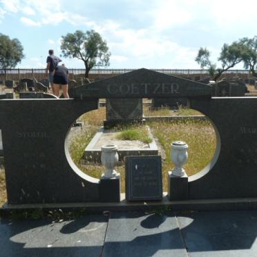 COETZER Stollie 1925-1989 &amp; Marie 1927-1994