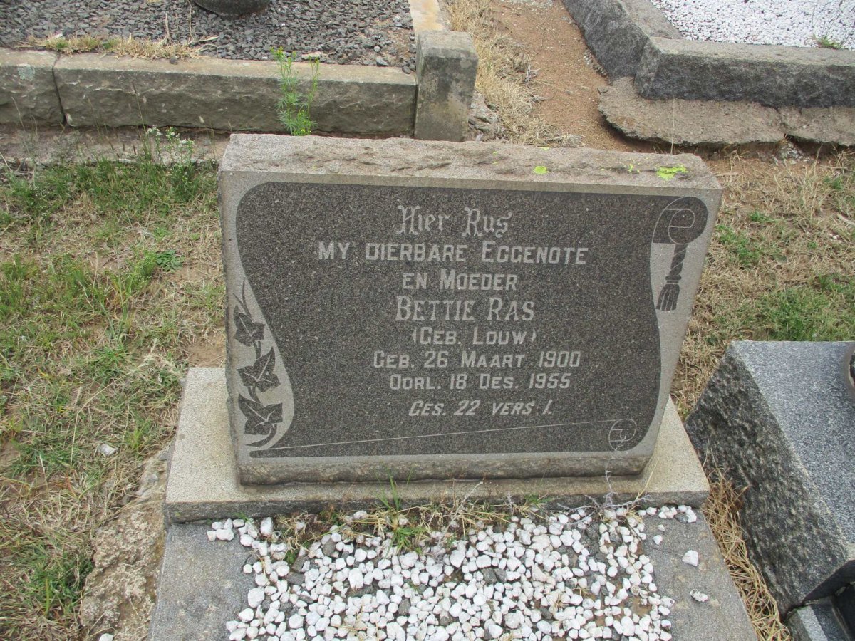 RAS Bettie nee LOUW 1900-1955