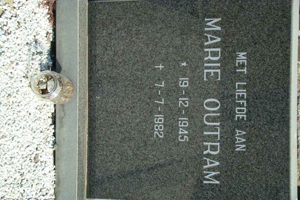 OUTRAM Marie 1945-1982