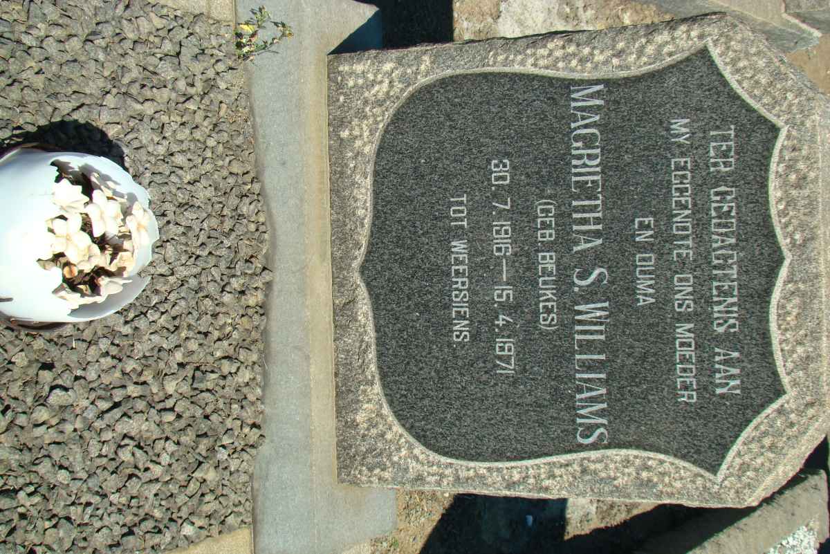 WILLIAMS Magrietha S. nee BEUKES 1916-1971