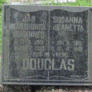 DOUGLAS Jan Marthinus Johannes 1913-199? &amp; Susanna Jeanetta 1918-1992