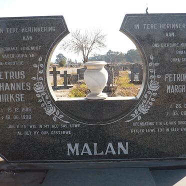 MALAN Petrus Johannes Dirkse 1906-1990 &amp; Petronella Margaretha 1911-1998