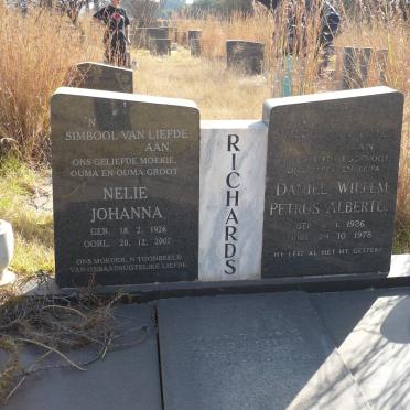 R - Vanne :: Surnames - R