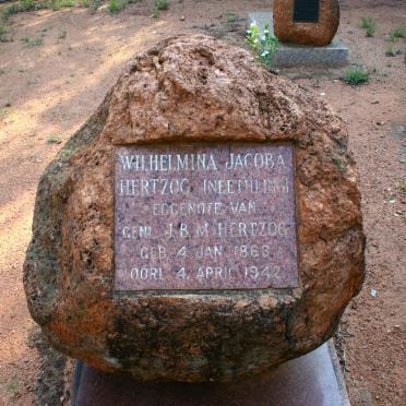 HERTZOG Wilhelmina Jacoba nee NEETHLING 1863-1942 